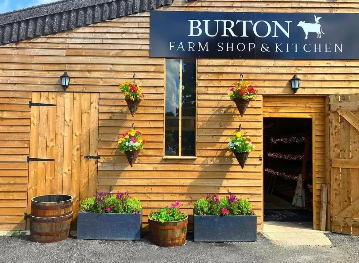 Mulberry House Farm Mulberry Lodge Chippenham  Buitenkant foto